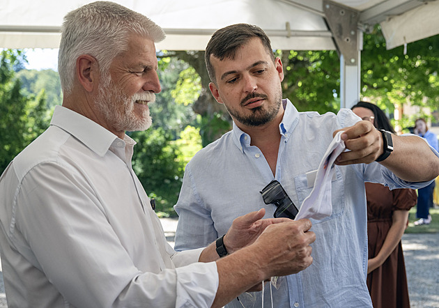 Du do toho p*čo, přihlásil se do boje o šéfa ODS Ivan. Utká se s Kupkou