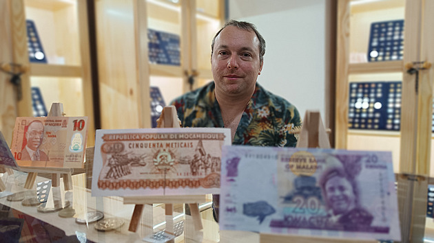 Sběratel otevřel v Brodě jedinečné Muzeum hotovosti, mince v něm počítá na tuny