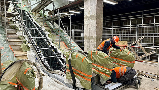 Oprava stanice metra Pankrác končí dřív, cestujícím se otevře před Vánocemi