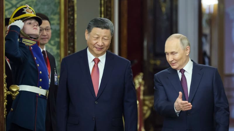 Stín draka nad Kremlem: Čína posiluje dominanci nad Ruskem a expanduje na jeho Dálný východ