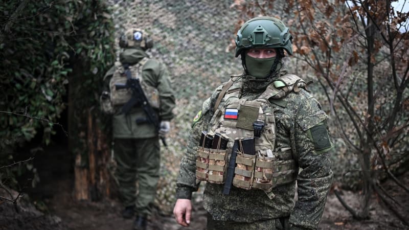 Popravy z rukou Řezníka i močení na rebely. Ruští vojáci líčí brutalitu při „masových bouřích“