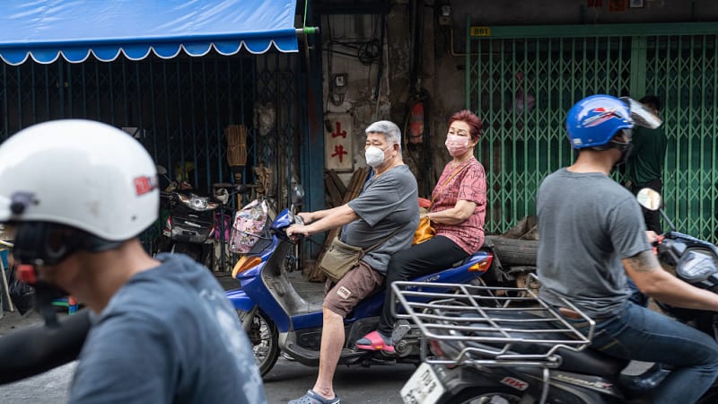 Ráj i past pro turisty: Na thajských silnicích denně umírá 40 lidí, většinu tvoří motorkáři