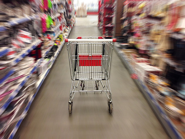 Otevírací doba obchodů na Velikonoce 2026: jak je otevřeno na Velký pátek?