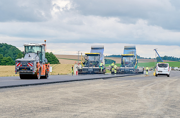 Řidiči se dočkají, silničáři začnou dokončovat dálnici D49 do Fryštáku