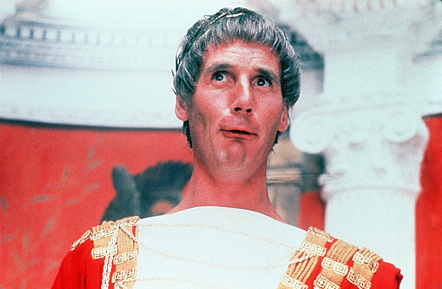 Tak vtipní, až je zakázali. Vracejí se kacíři, kteří si zpívají na kříži