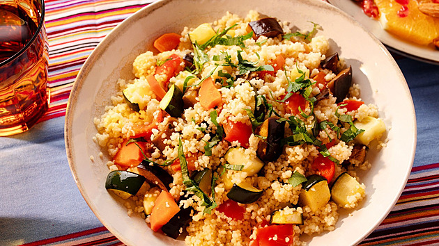 Tváří se jako těstovina, ale těstovina to není, jasný pane. O jakou surovinu jde?