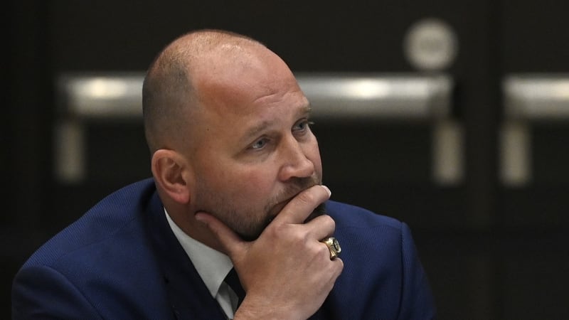 Překvapený Šlégr: Končí u hokejové reprezentace. Hadamczik ho odstavil v rozhovoru