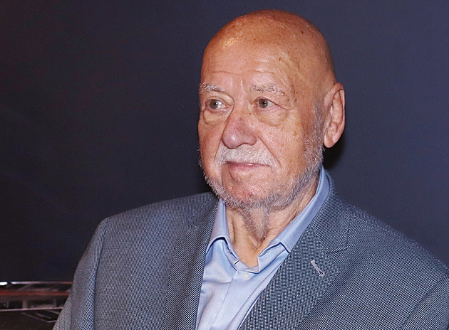 Zemřel kapelník Václav Hybš, doprovázel zlaté slavíky i populární estrády