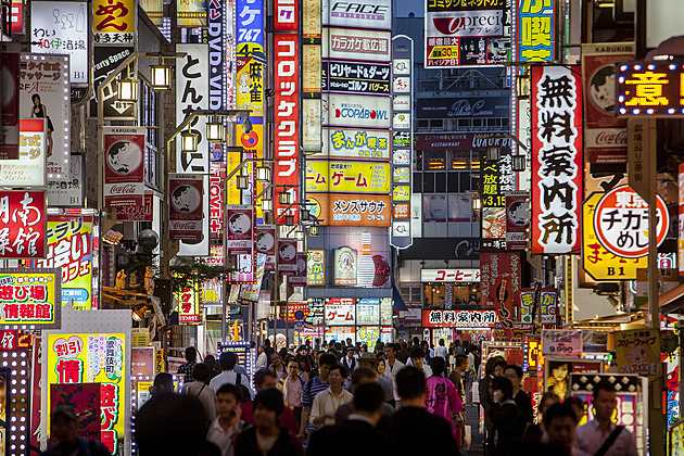 Nejrušnější přechod, čisto bez košů na odpadky. Tak vypadá největší město světa