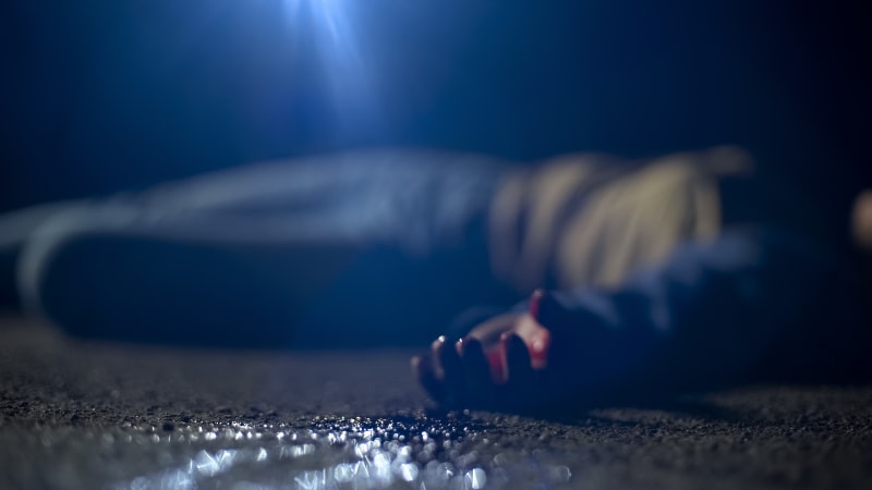 Tragická nehoda ve Vsetíně: Automobil srazil chodkyni, zraněním na místě podlehla