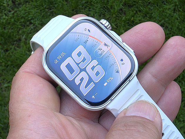 Tyto sportovní hodinky chtějí porazit Apple Watch. Jsou výrazně levnější