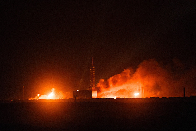 Bezosova raketa explodovala ještě před startem. Příčina zatím není známá
