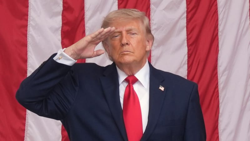V noci tvrdě udeříme, hrozí Trump Íráncům. Odhalil, co má v plánu
