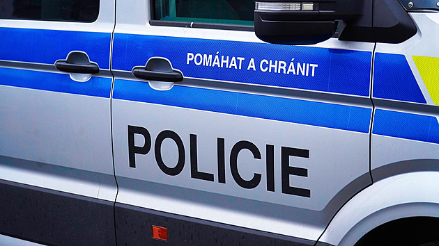 Policie šetří motiv střelce z Králova Dvora , senior si před jejím příjezdem vzal život