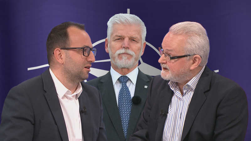 Kulidakis o Pavlově vetu: Nedůstojný truc. To vláda nás obtěžuje svojí válkou, opáčil Schmarcz