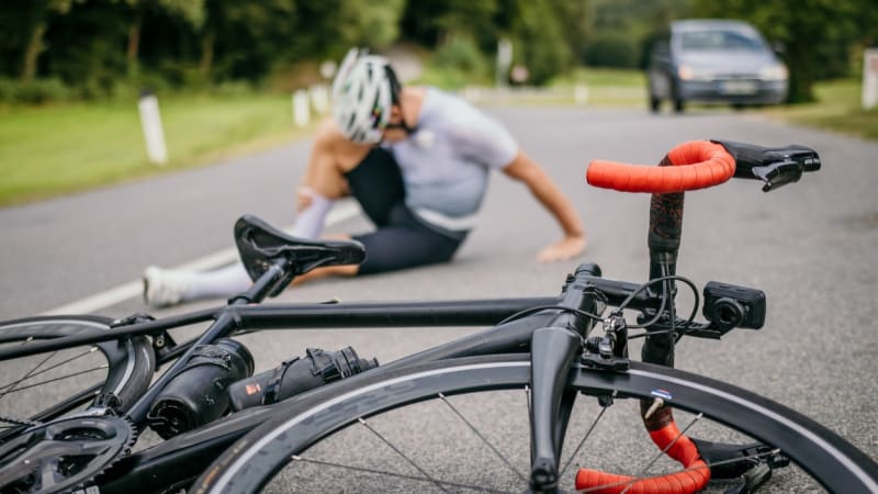 Starší lidé na kole havarují stále častěji. Rizikovým měsícem pro cyklisty bude srpen