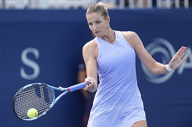 Bartůňková má první výhru na turnaji WTA 1000. Postup slavili Plíšková i Kopřiva